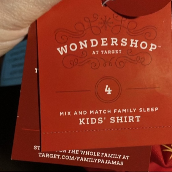 🌟5/$10 Wondershop NWT Feliz Navidad toddler T shirt 12 mo, 18 mo, 4 - Picture 3 of 5